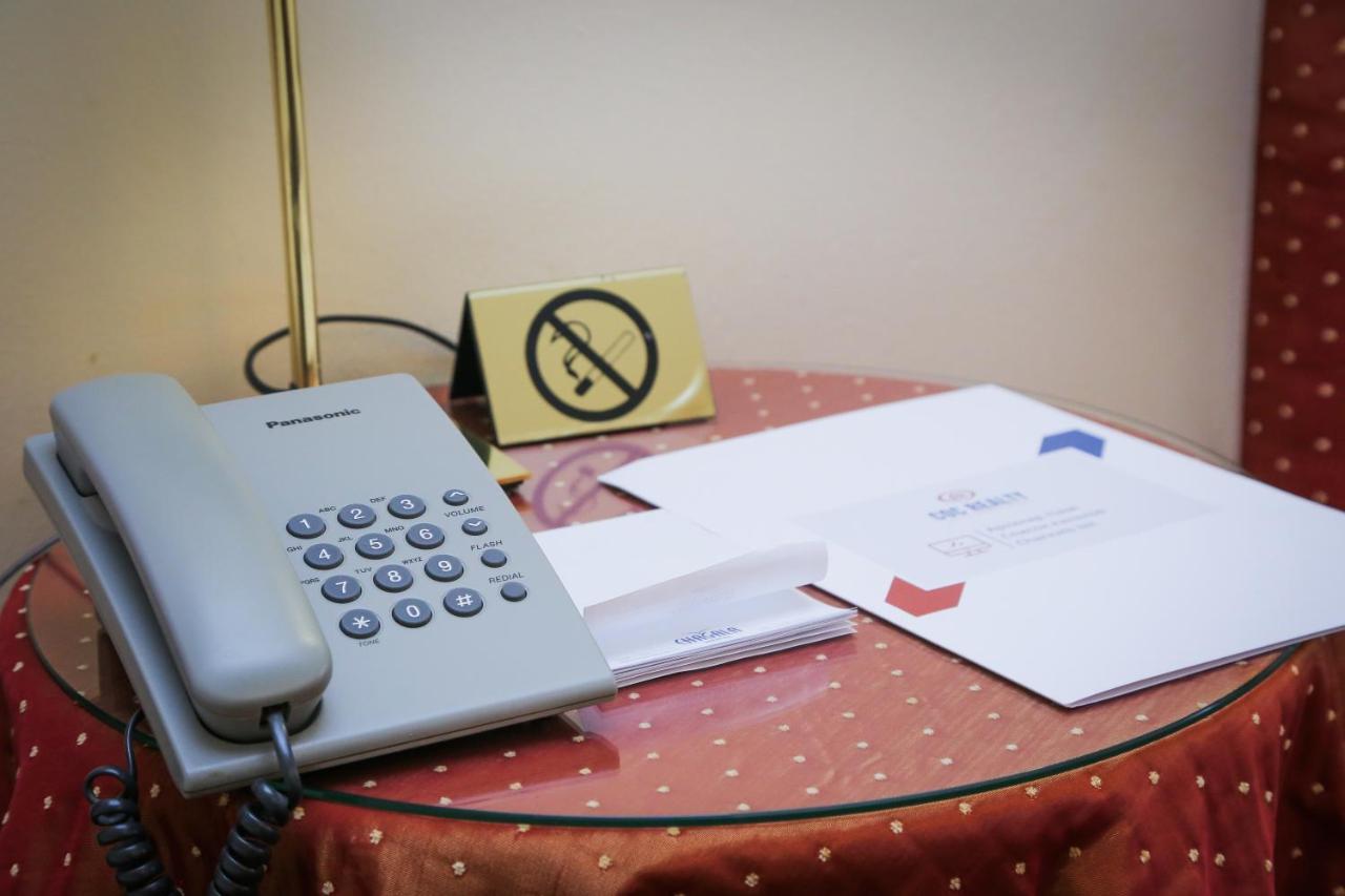 Chagala Atyrau Hotel Esterno foto